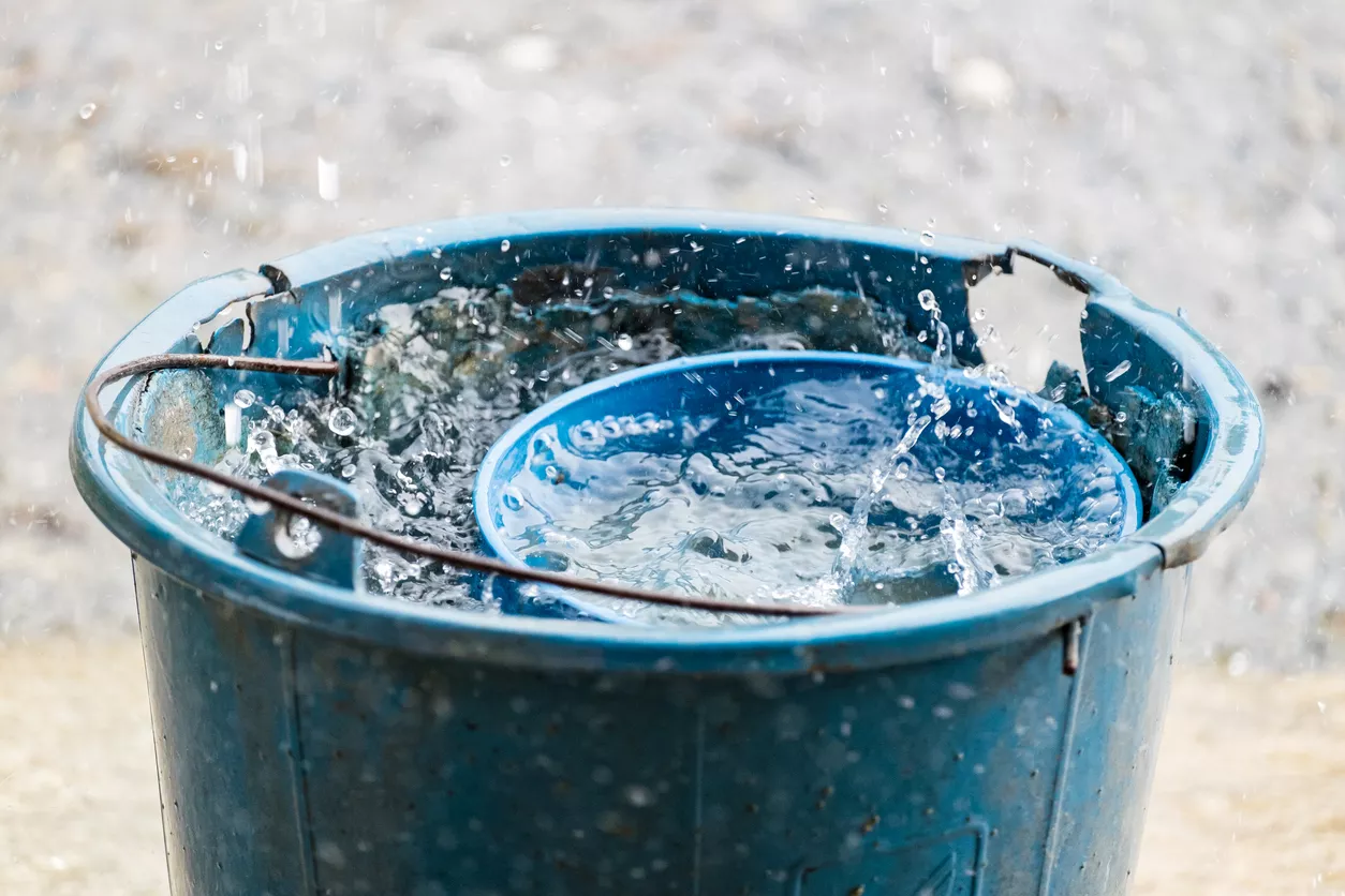 水滴が水に落ちる時の ぴちょん 音の原因がついに明らかに データのじかん